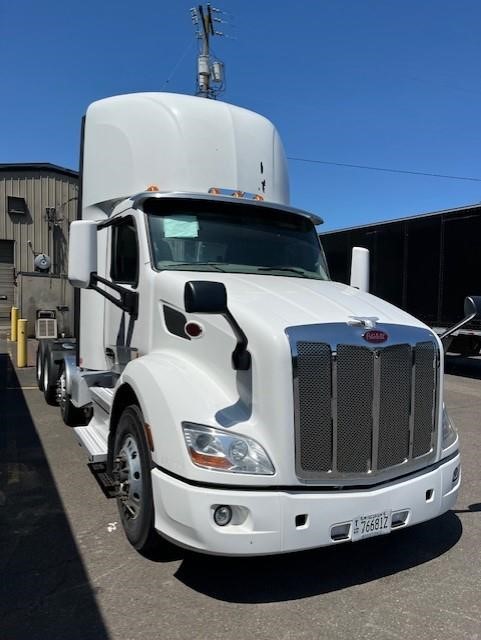 2019 PETERBILT 579 - image 3 of 4